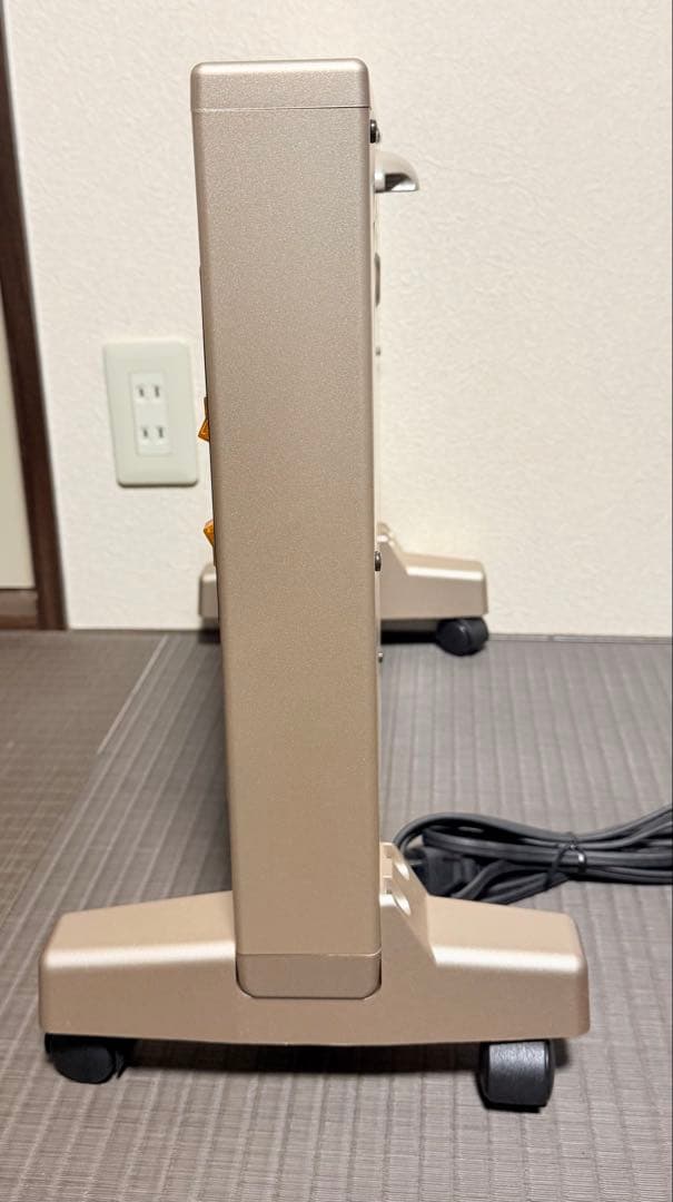 美品　サンルミエ パネルヒーター E800LS 動作確認済み