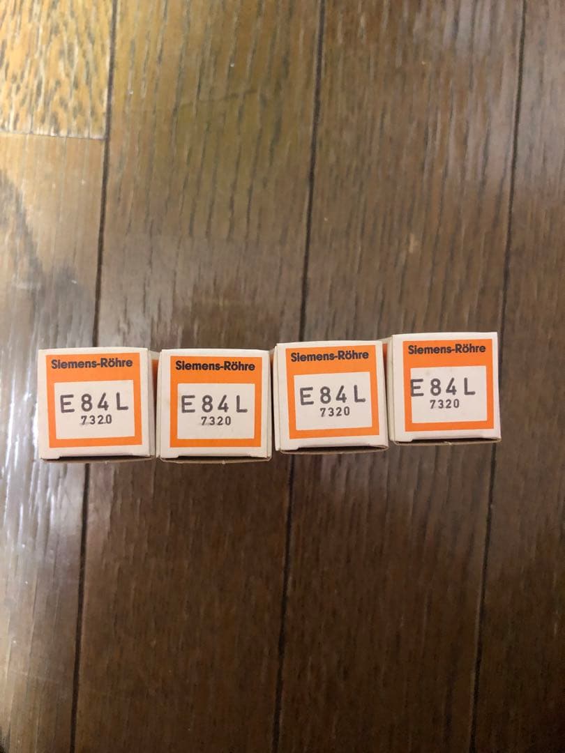 Siemens E84L 真空管 4本セット箱付き
