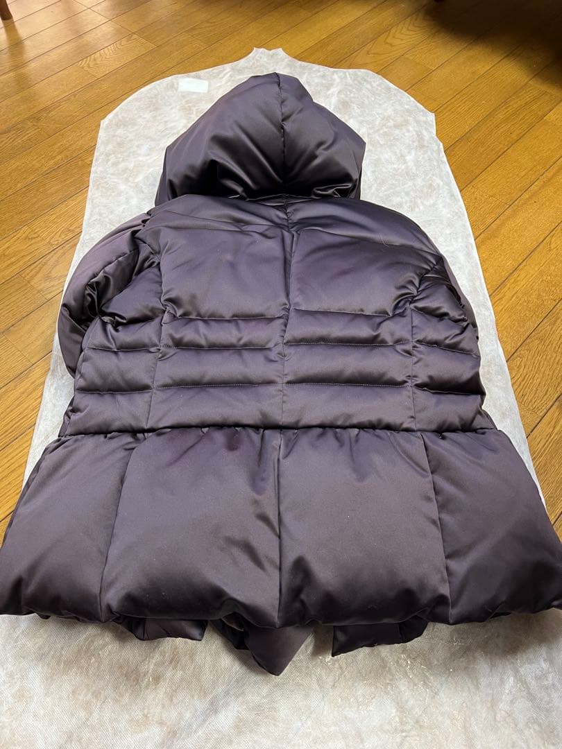 トゥービーシック　ダークパープル ダウンジャケット　新品未使用　タグ付き