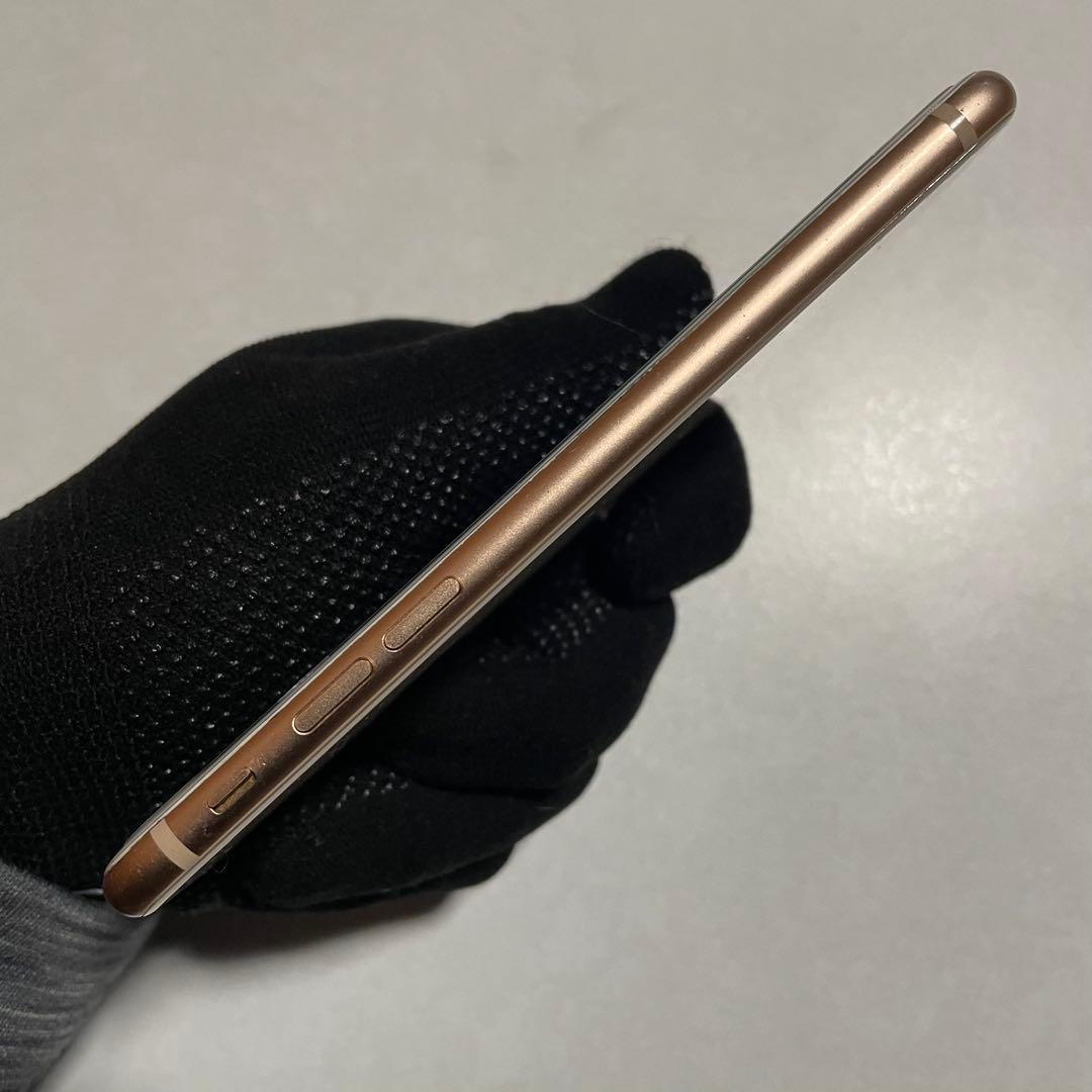 iPhone 8 ゴールド 64GB（箱・イヤホン有り）