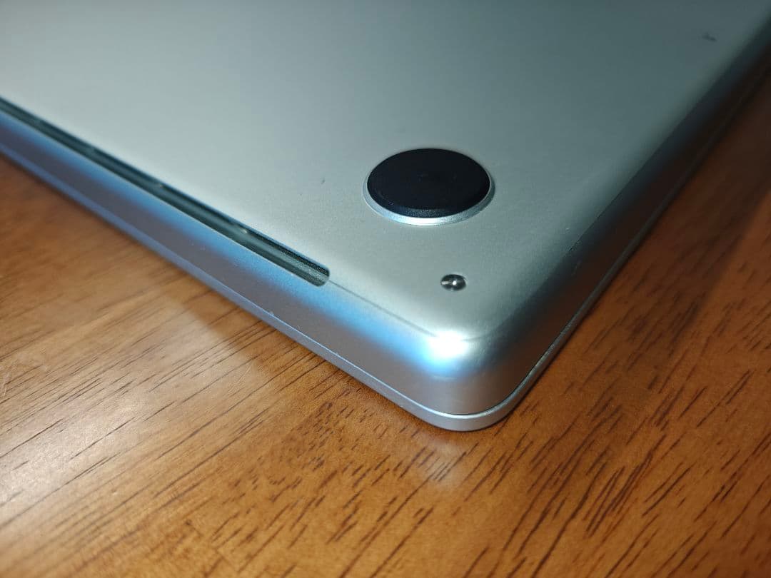 訳アリ MacBook Pro M4Maxメモリ36GB/1TB 16インチ