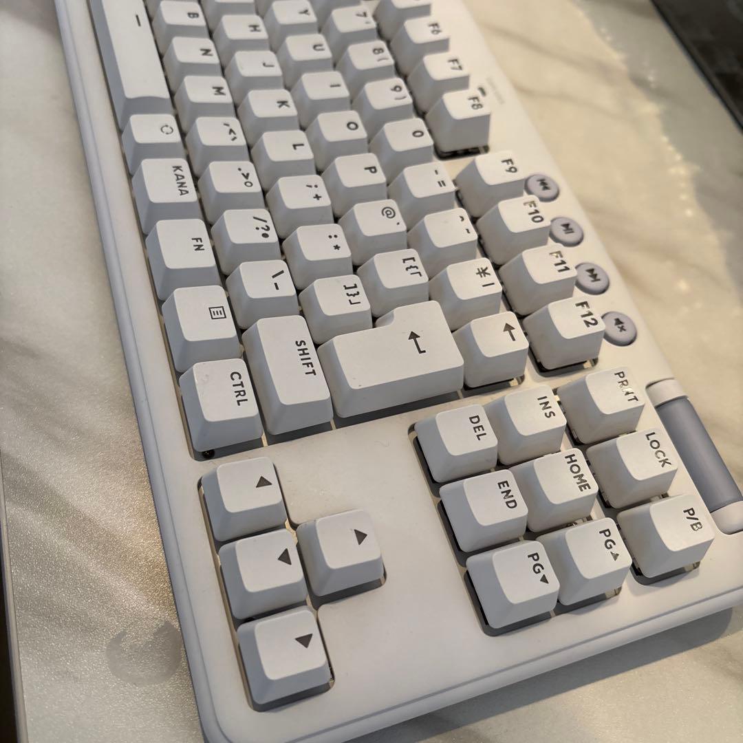 ロジクール G713 赤軸