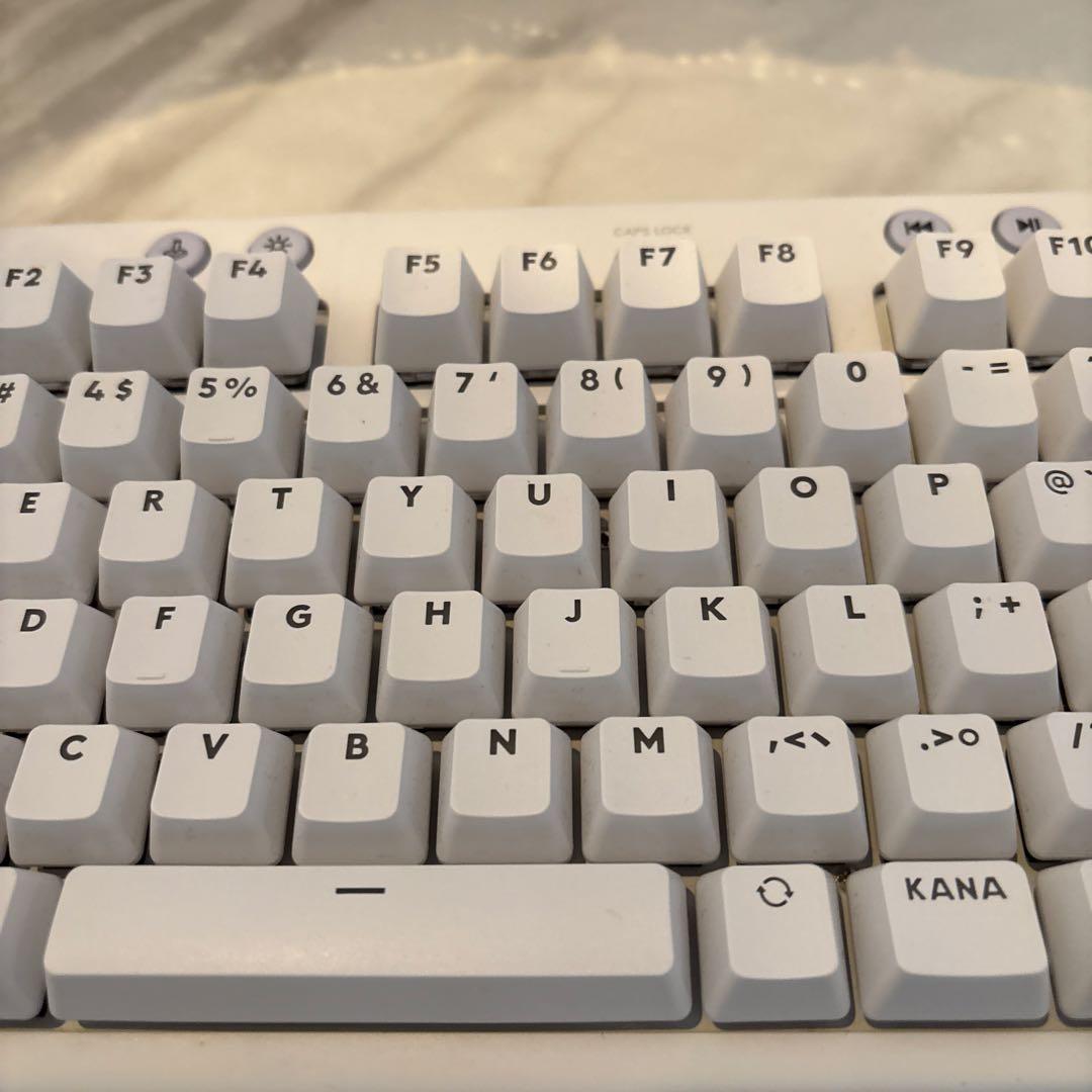 ロジクール G713 赤軸