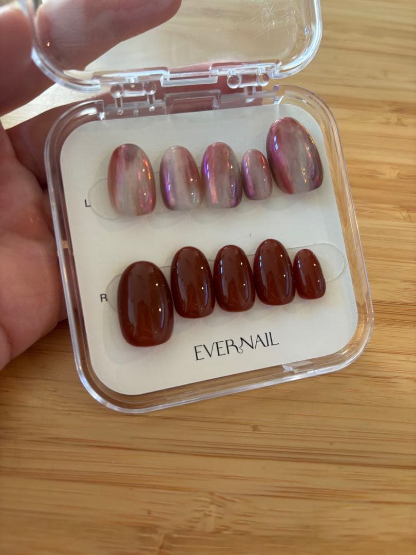 EVER NAIL ネイルチップセット ブラウン・パールピンク