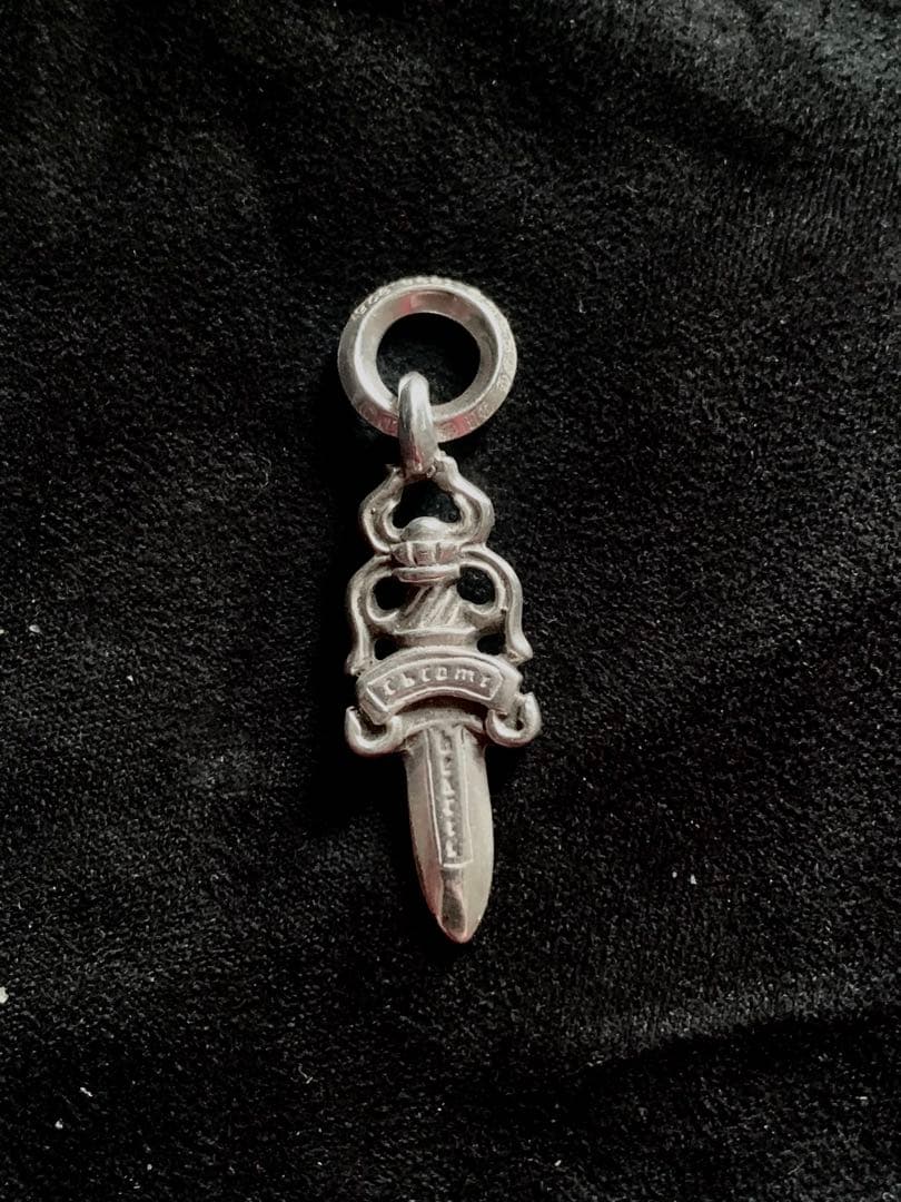クロムハーツ ♯5ダガーチャーム