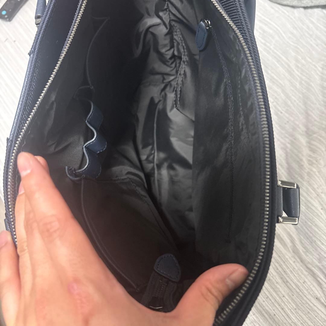 【開封後使用なし】タケオキクチ スマート モノトーントートバッグ　ネイビー