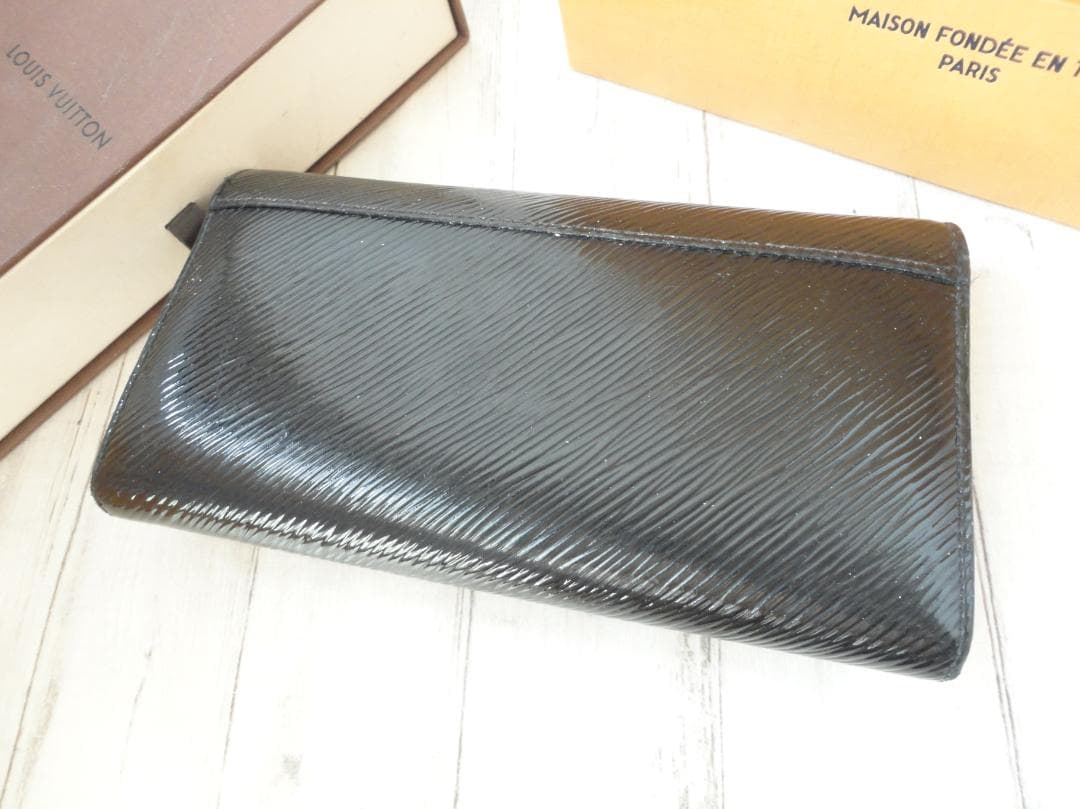 せんよう美品☆ヴィトン エピ 【ポルトフォイユ・ツイスト】財布☆おしゃれ☆B23