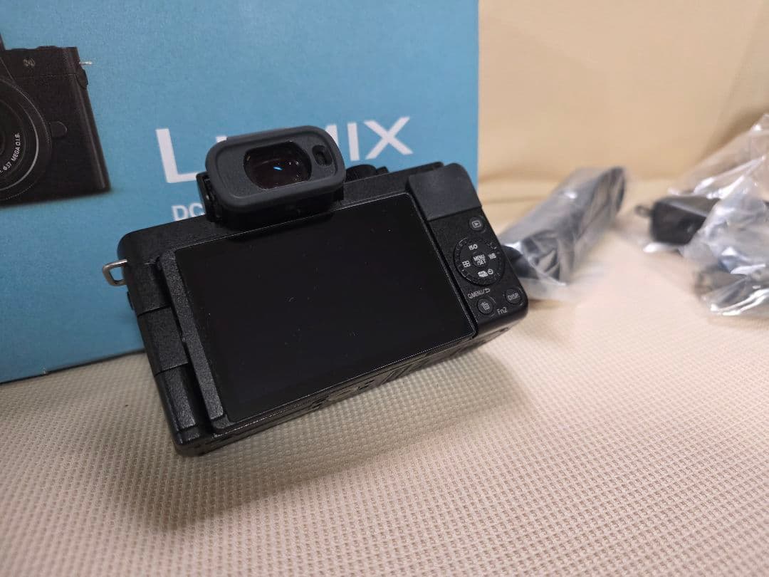 Panasonic LUMIX G100D ボディのみ（シャッター回数1134）