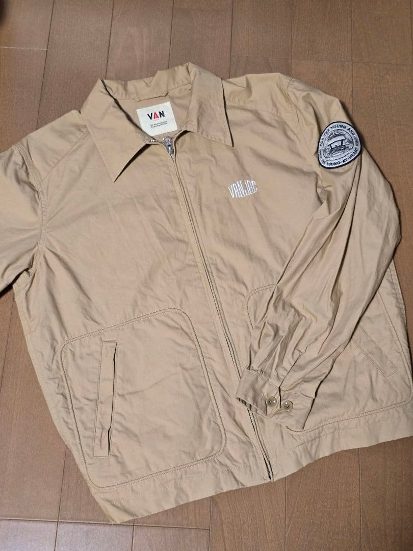 VAN JACスイングトップ. ミニクーパー刺繍.サイズM.ベージュ