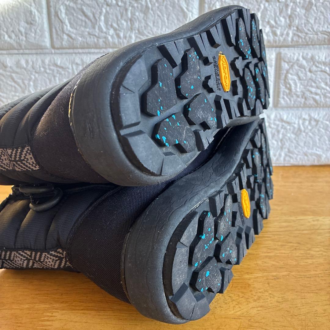 maru maruです。Columbia converse 2足セット