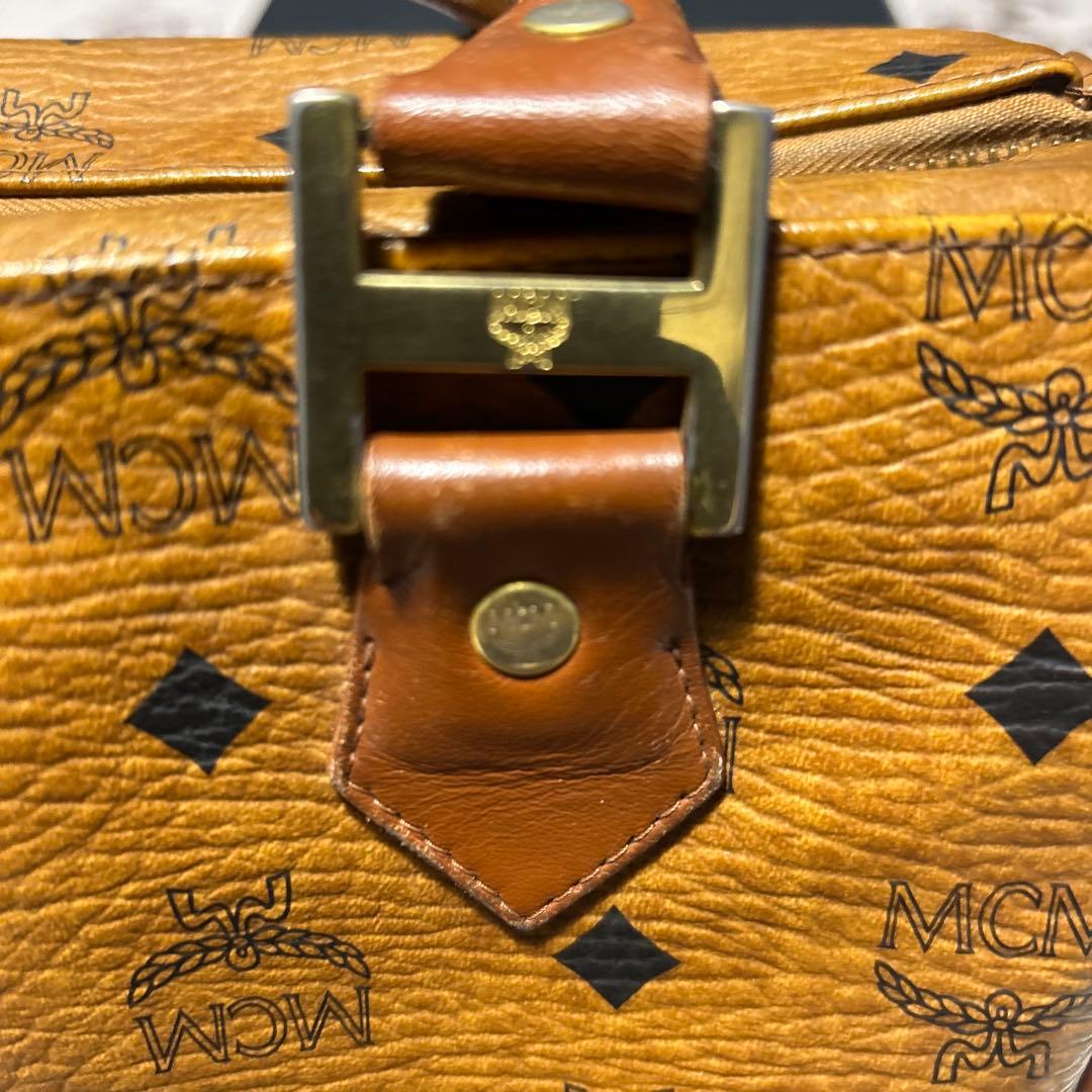 MCM レザーボストンバッグ 中型