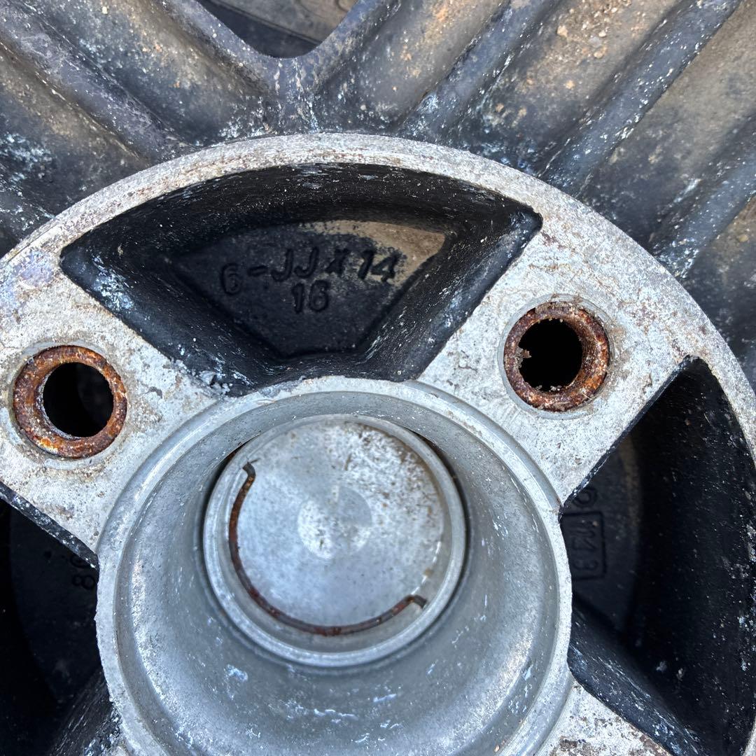 専用ジウジアーロ 14インチ 114.3 2本SCACCHIERAMELBER