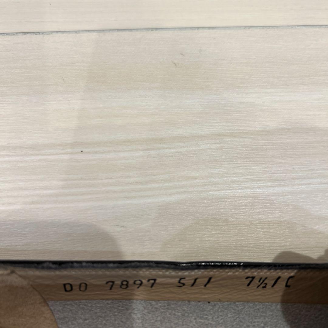 お値下げ　未使用　フェラガモ 71/2C