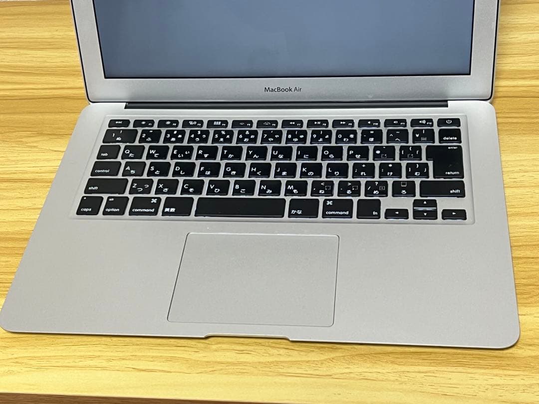 MacBook Air 13インチ Early 2015 i5/4G/256G