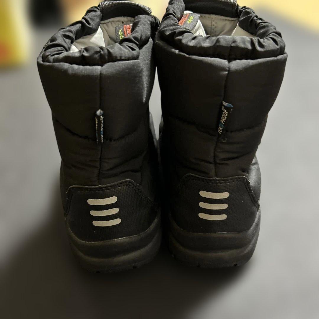 ノースフェイス　ヌプシブーティーウォータープルーフ　22cm