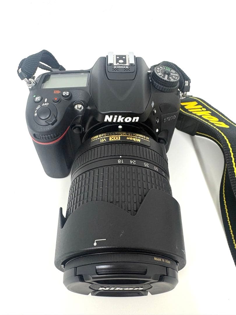 【超美品】NIKON D7200 18-140VRレンズキット カメラバッグ付