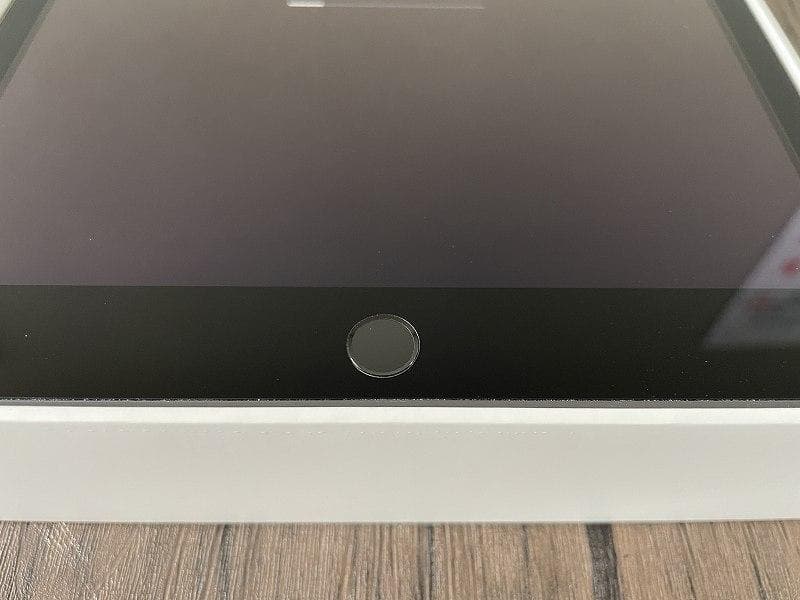 ⑥【美品】iPad Apple 第9世代　Wi-Fiモデル　64GB