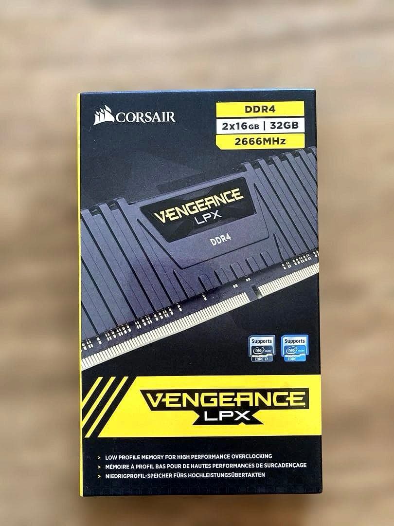 新品未開封品 CORSAIR Vengeance LPX DDR4 32GB