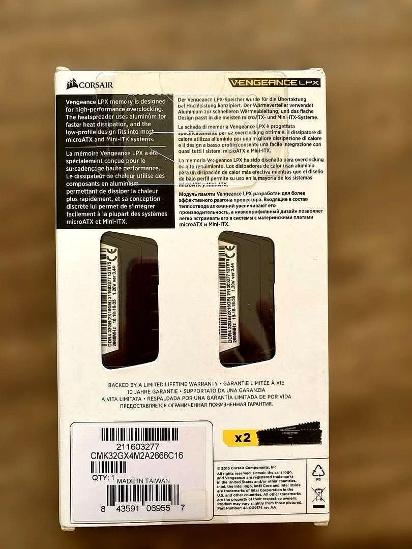 新品未開封品 CORSAIR Vengeance LPX DDR4 32GB