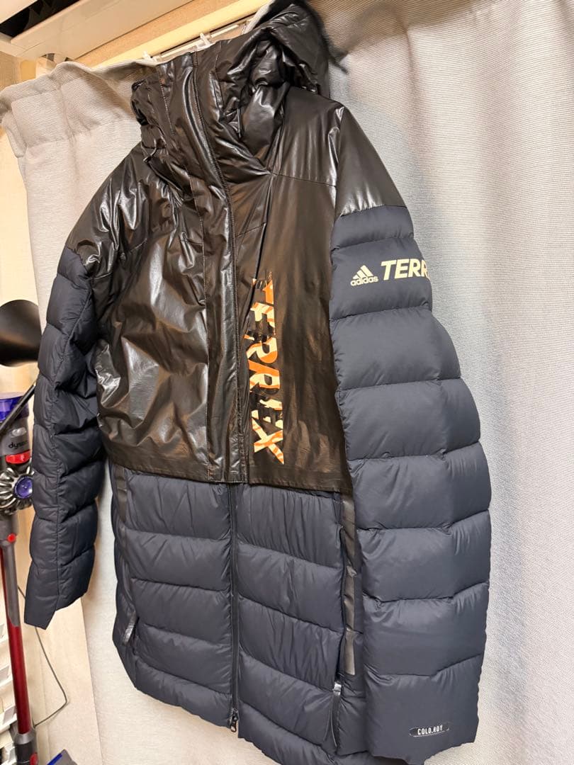 TERREX ダウンジャケット ブラック