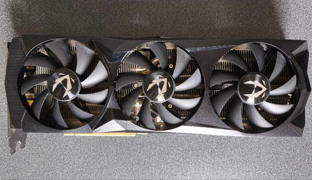 グラフィックボード・グラボ・ビデオカード Zotac GeForce RTX 2070 SUPER AMP Extreme