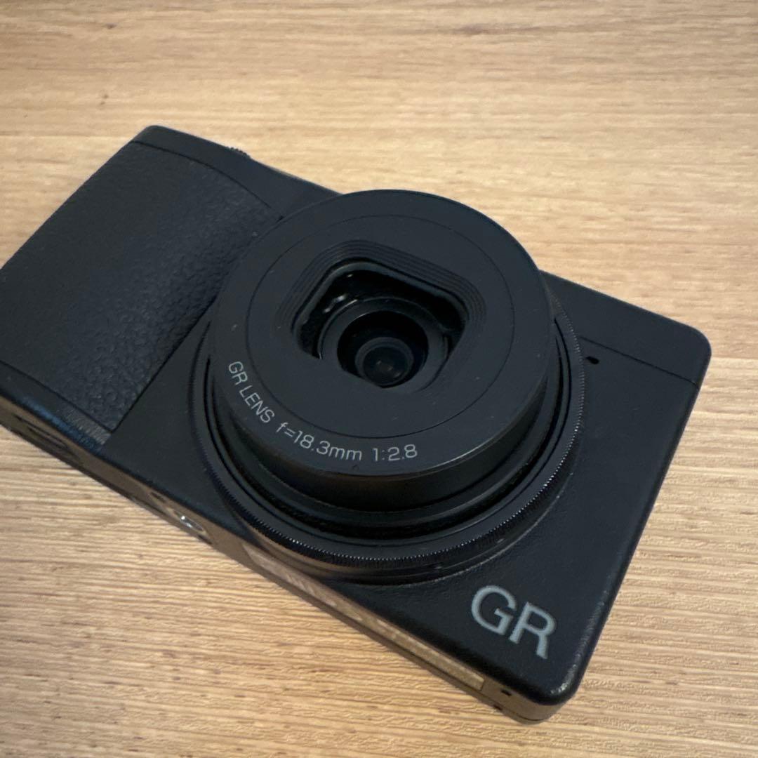 RICOH GR III デジタルカメラ