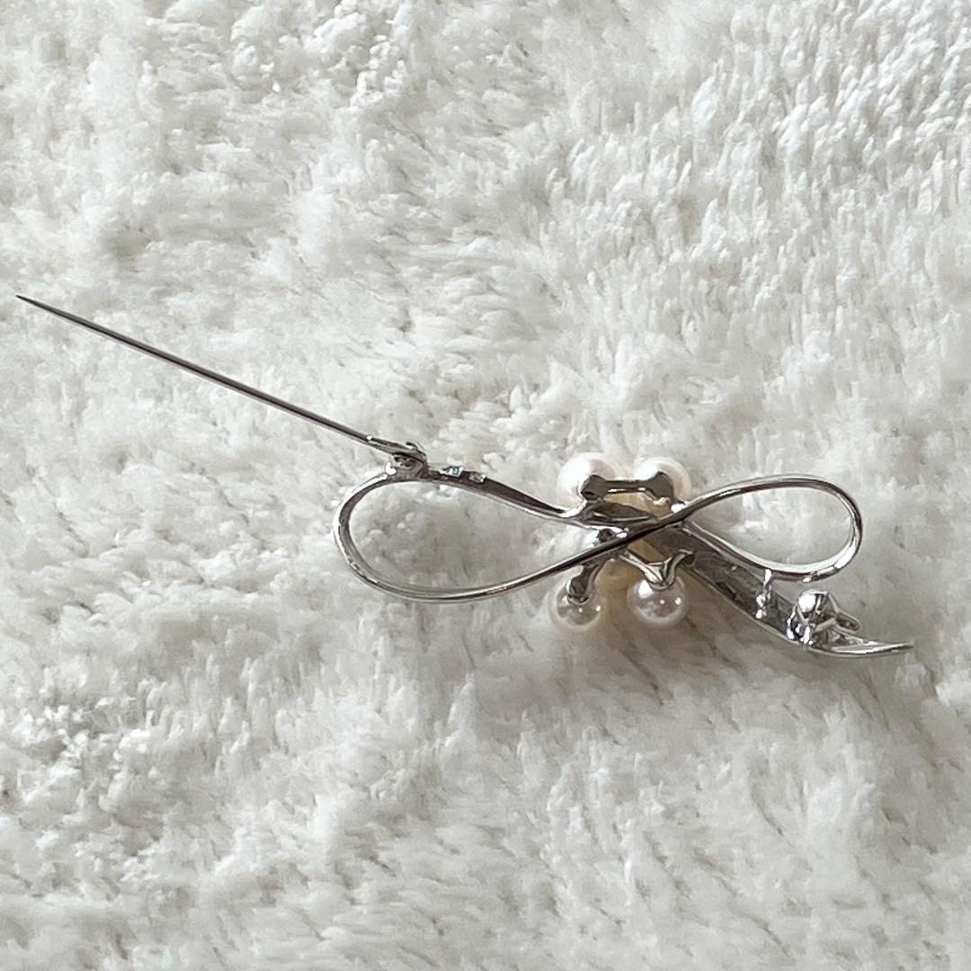 ★美品★ミキモト　パールブローチ　リボン　タイ　5粒　シルバー　あこや真珠