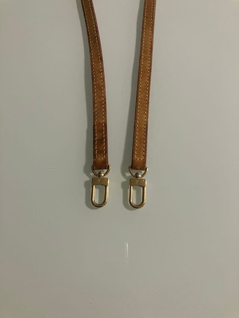 LOUIS VUITTON LV ルイヴィトン　ショルダーストラップ