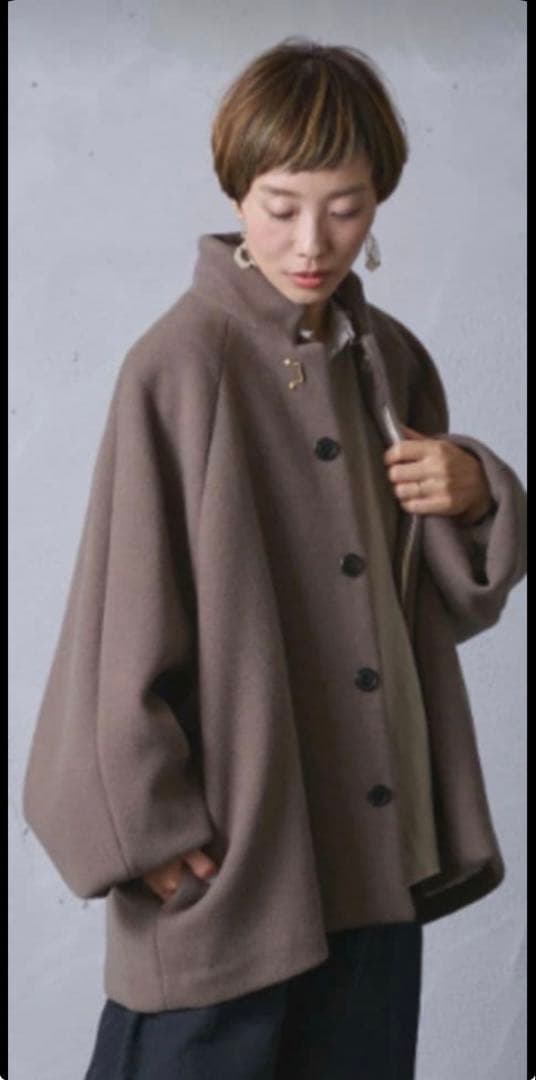 スズキタカユキショートコート