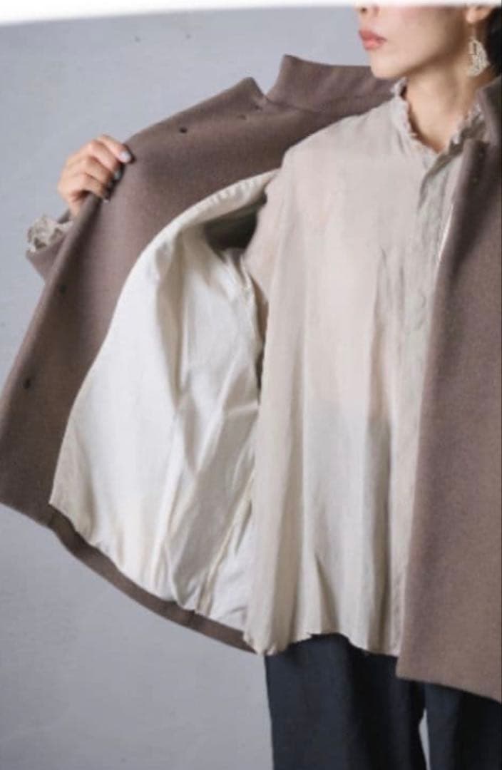 スズキタカユキショートコート