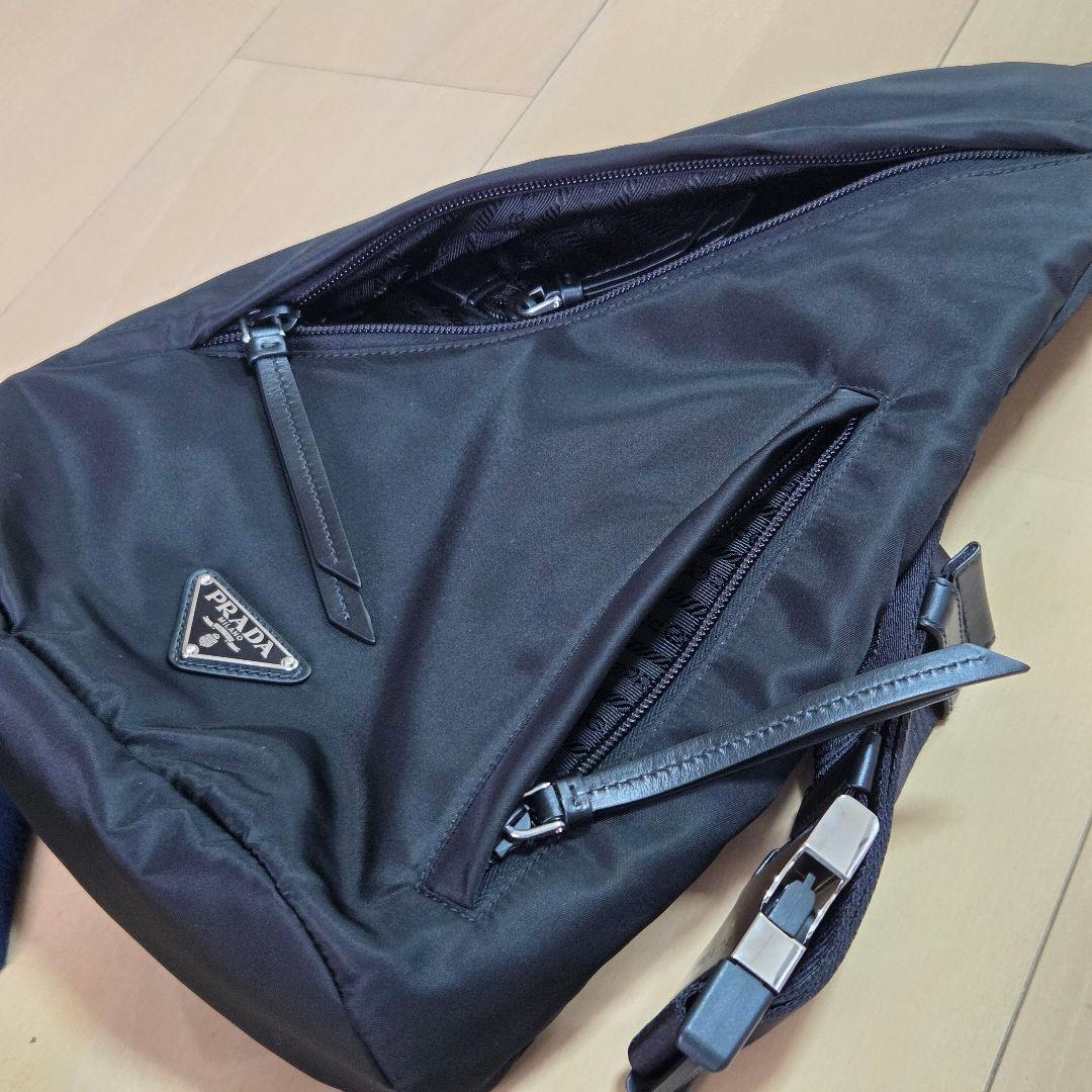 PRADA ショルダーバック 2VZ092 ボディバッグ スリングバッグ