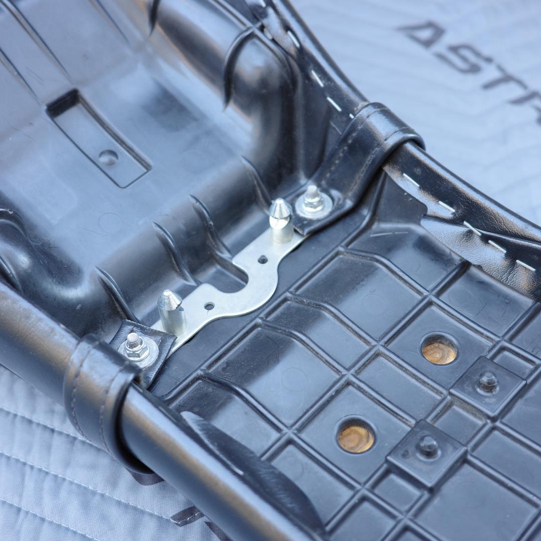 エストレヤ 純正シート