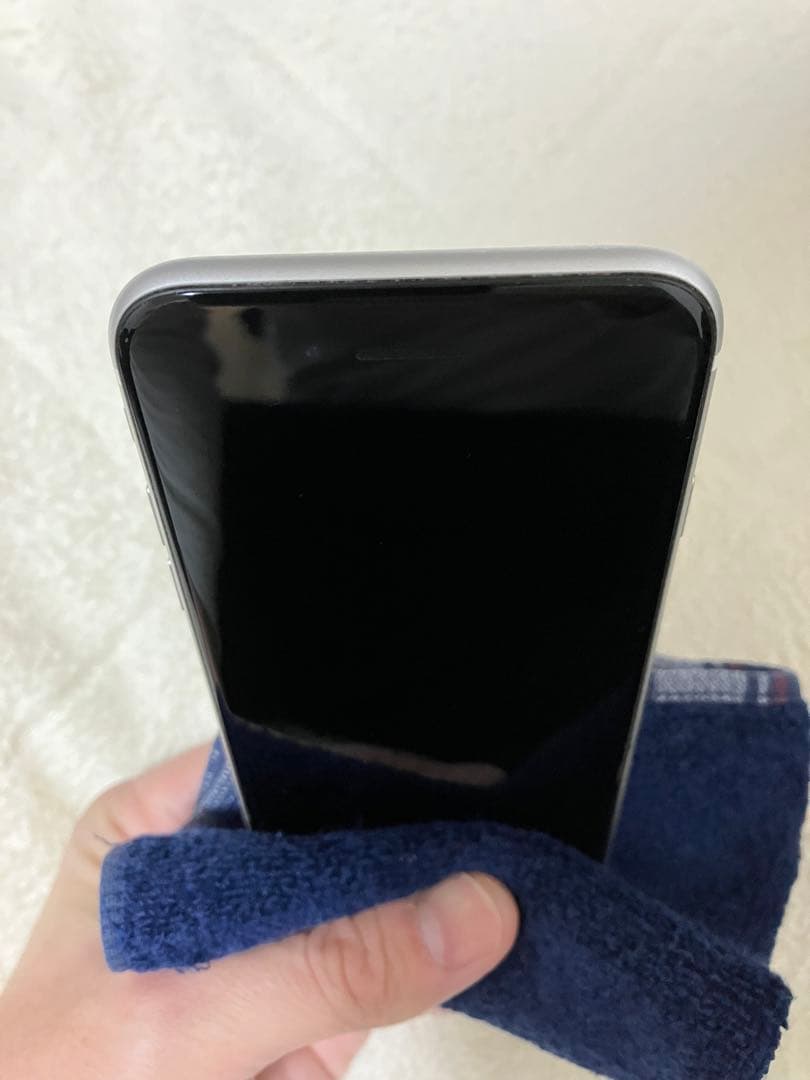 iPhoneSE 第二世代（SE2）本体