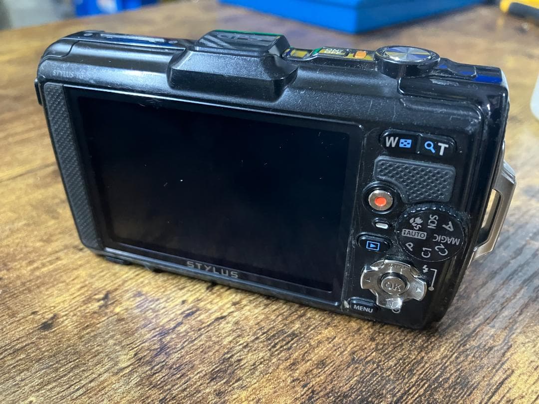 Olympus STYLUS コンパクトデジタルカメラ　TG-2#X1