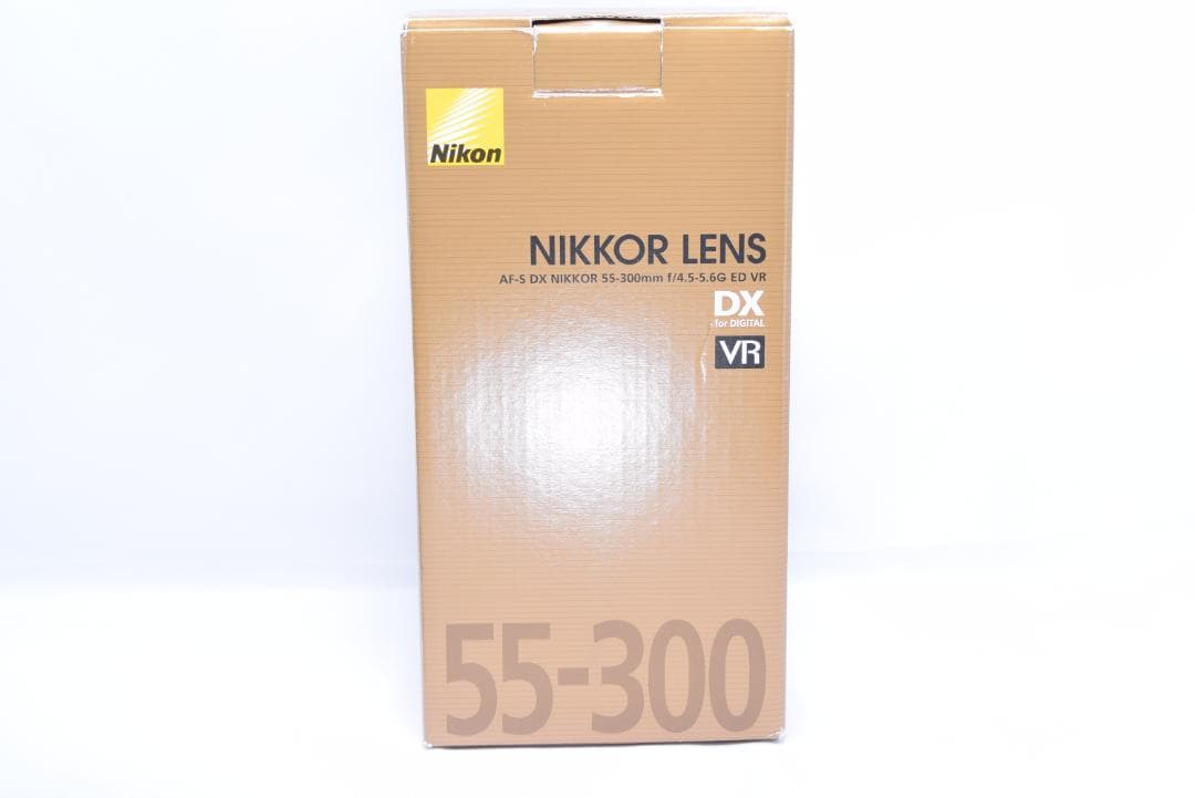 ❷Nikon D5500 デジタル一眼レフカメラ　シャッター数10回