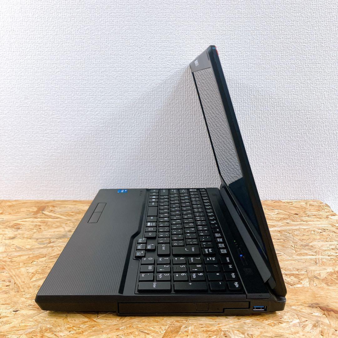 LIFEBOOK A5511 第11世代 15.6型 / テンキー DVD