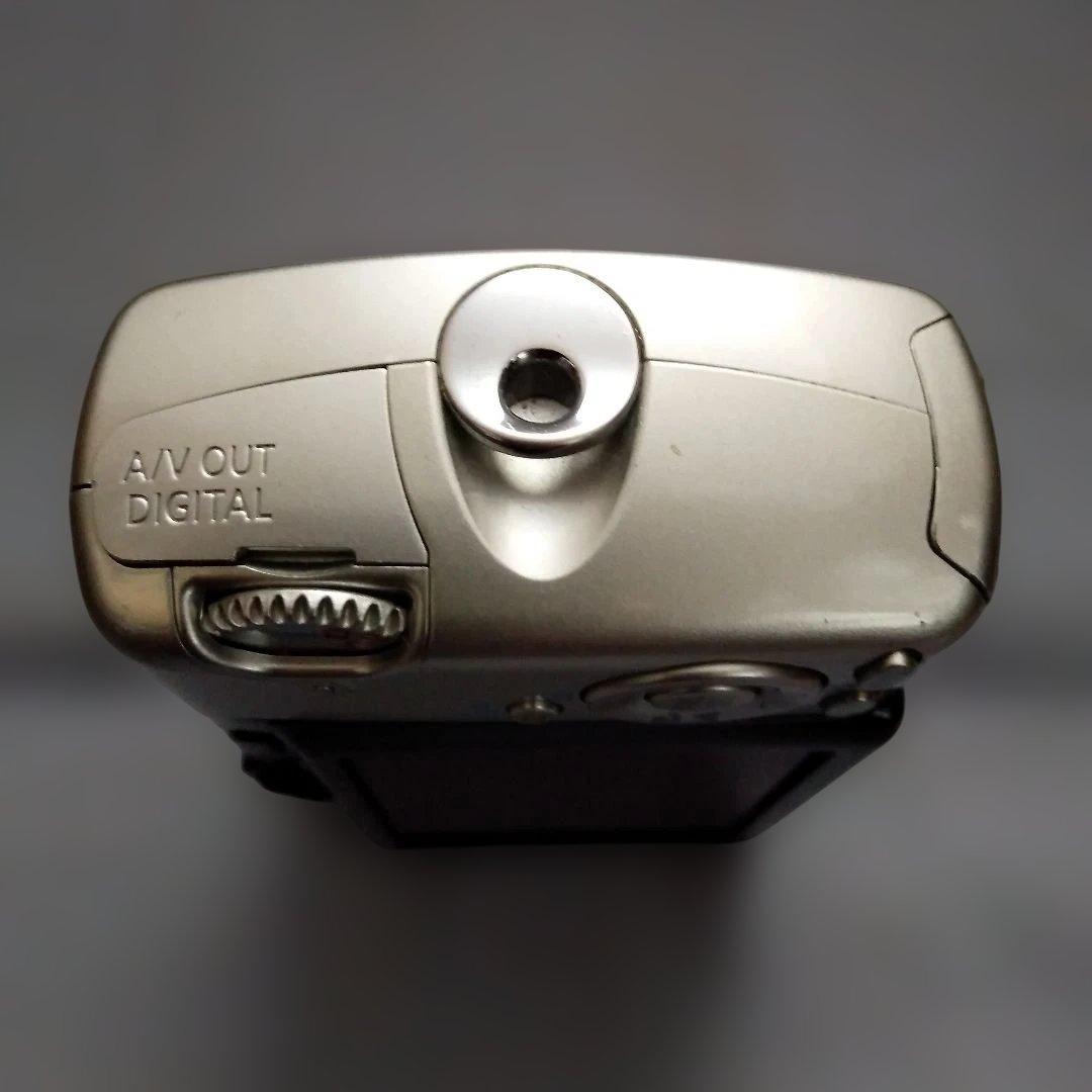 Canon IXY DIGITAL 800IS　シルバー