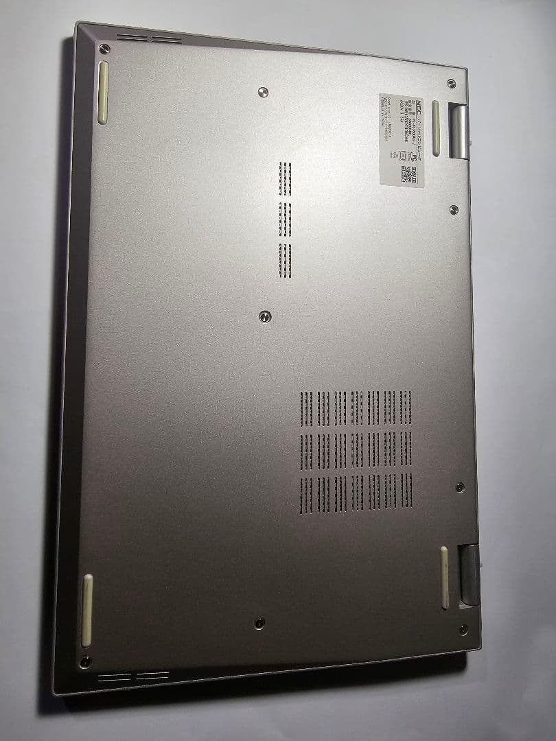 Windowsノート本体 NEC LAVIE NEXTREME Carbon PC-XC760DAG-J