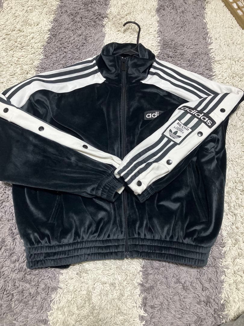 adidas ジャージセット ベロア　最終値下げ！早い者勝ち