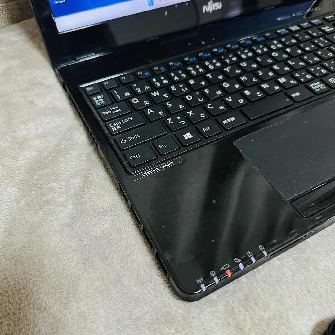 S198 Fujitsuノートパソコン WEBカメラSSD高速Windows11