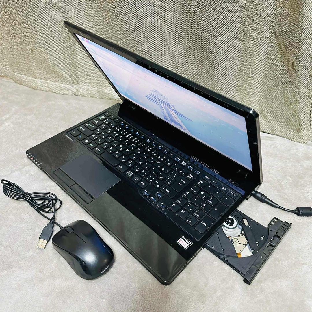 S198 Fujitsuノートパソコン WEBカメラSSD高速Windows11