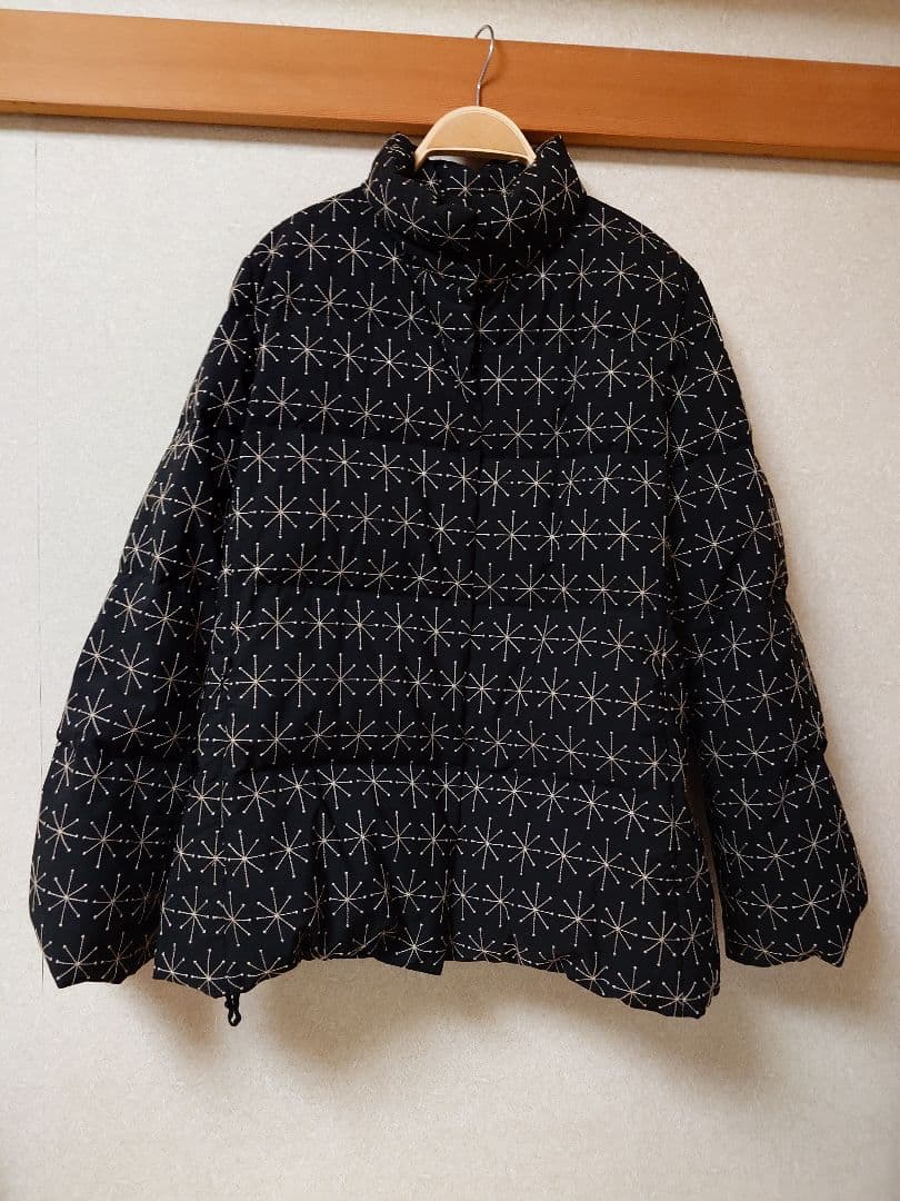 シビラ アスタリスク刺繍ダウンジャケット 黒 Lサイズ