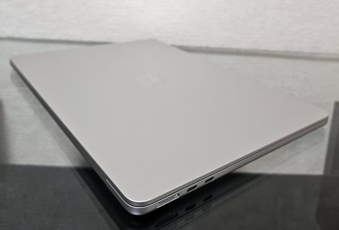 Apple MacBook Air 13インチ 2022 512GB