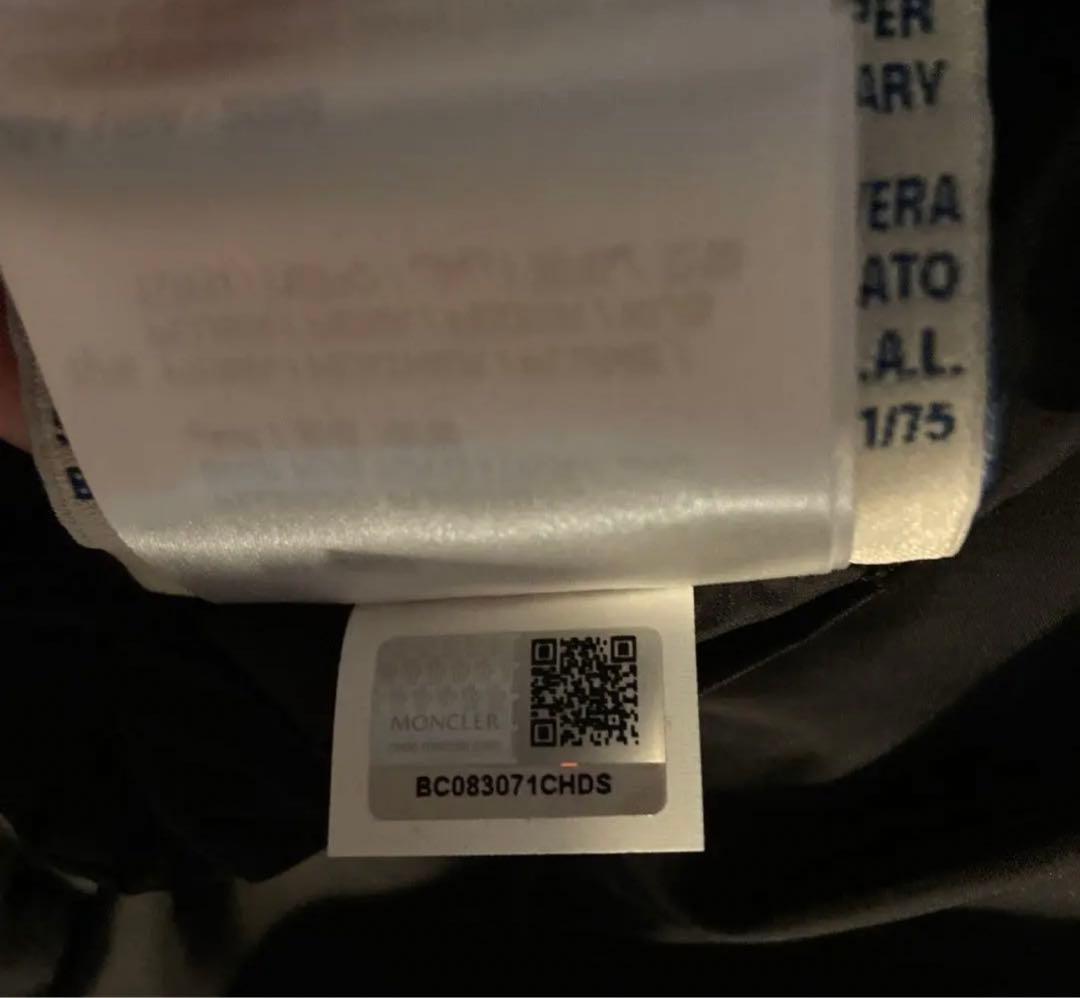 値下げ中　MONCLER モンクレール　アウター