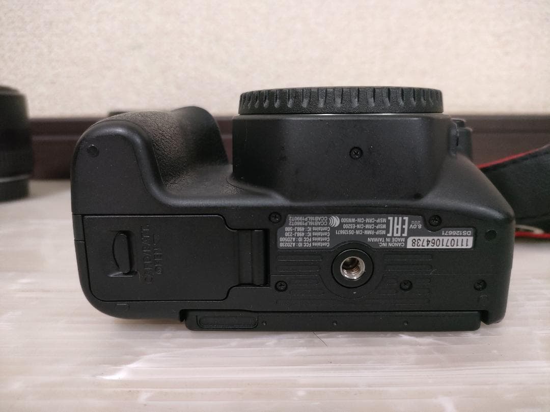 Canon 一眼レフカメラ EOS Kiss X9 レンズ3個＆取説＆SDカード