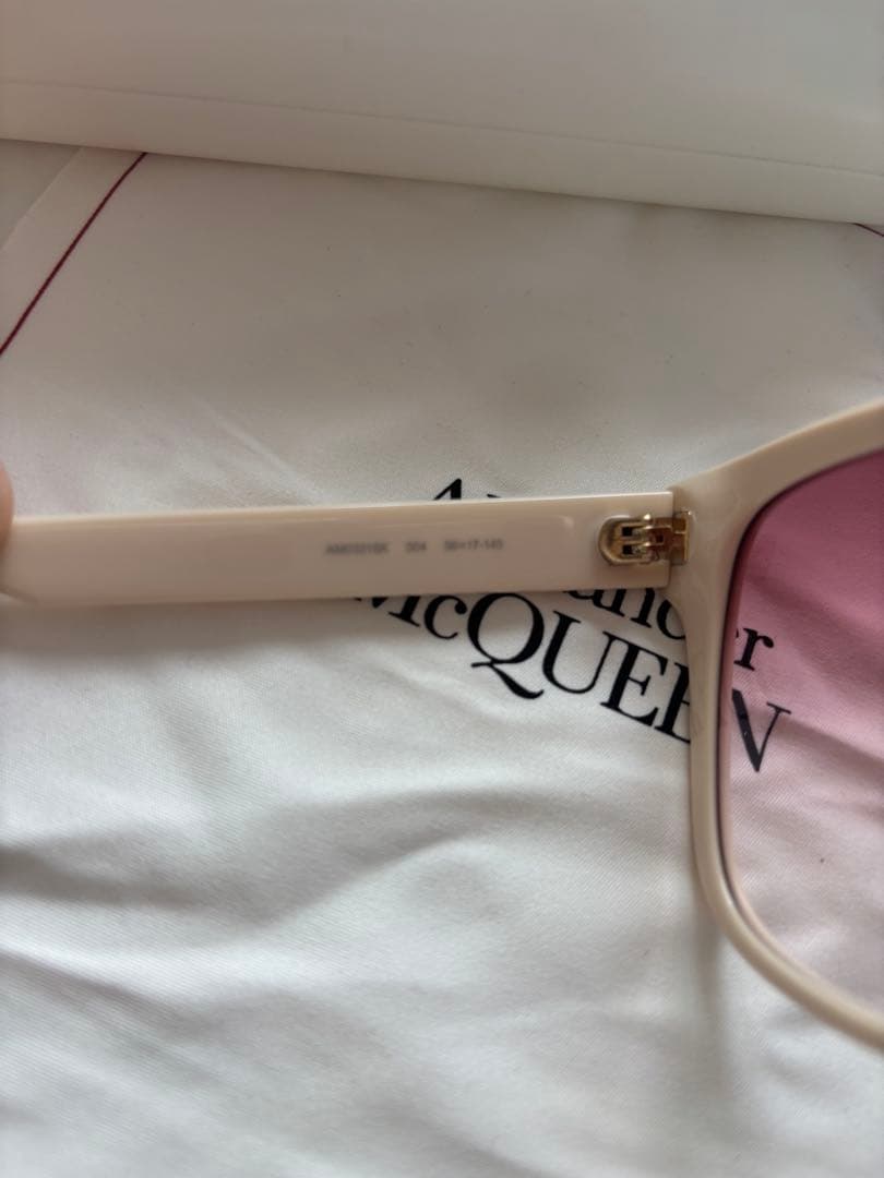 ( 【あまね】Alexander McQueen ラウンド型サングラス