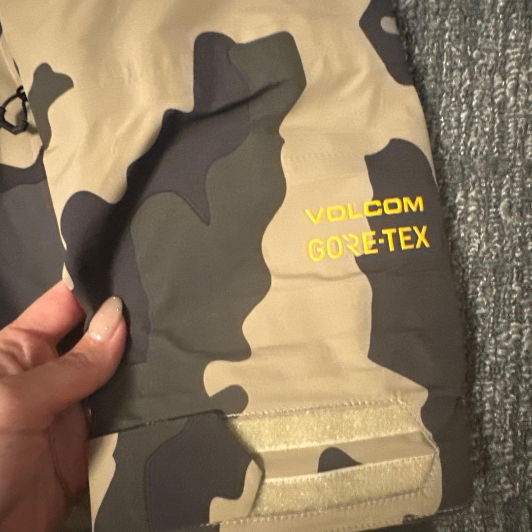 美品　VOLCOM TDS INFRARED GORE-TEX JACKET