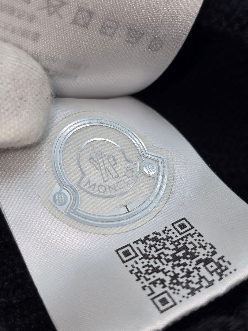 MONCLER　ロゴ　ニット　キッズ　Lサイズ　黒