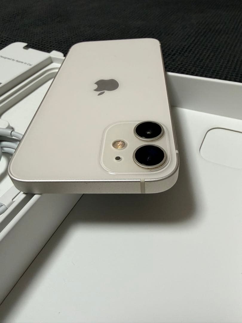 Apple iPhone 12mini 64GB 白 　箱有　SIMフリー　美品