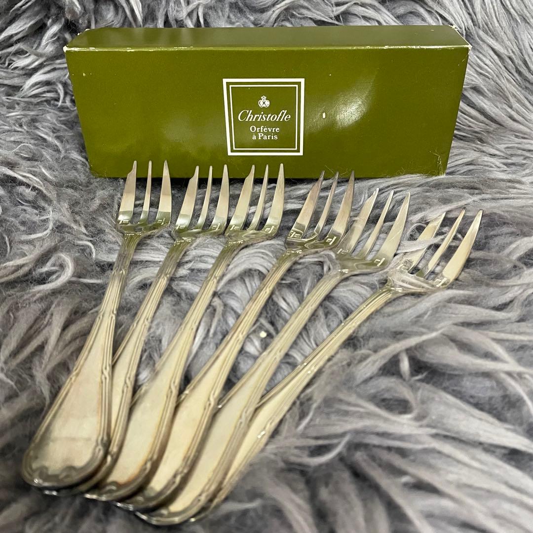 Christofleクリストフルリュバンストレーナー&カトラリーセット 19点